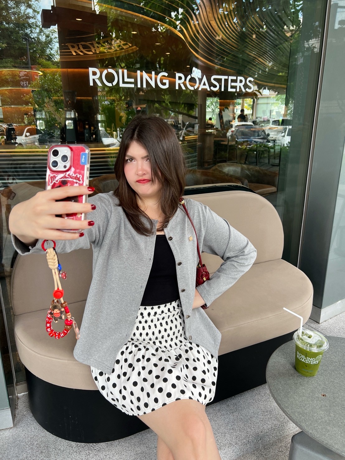 เสื้อสาวอวบออกงาน